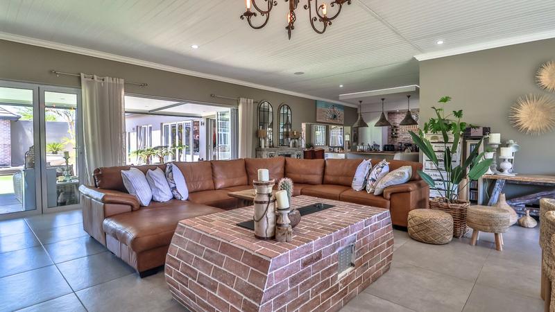 5 Bedroom Property for Sale in Num Num Cape Estate Western Cape